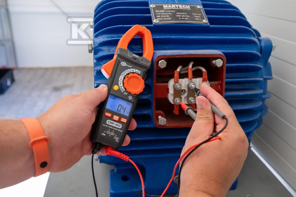 Цифровий струмомір CMP-403 - WMGBCMP403